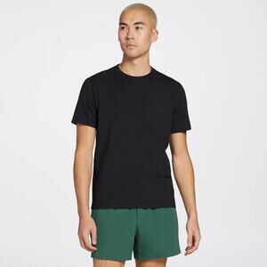 VRST Men's Essential Pocket Tee, Medium, Pure Black